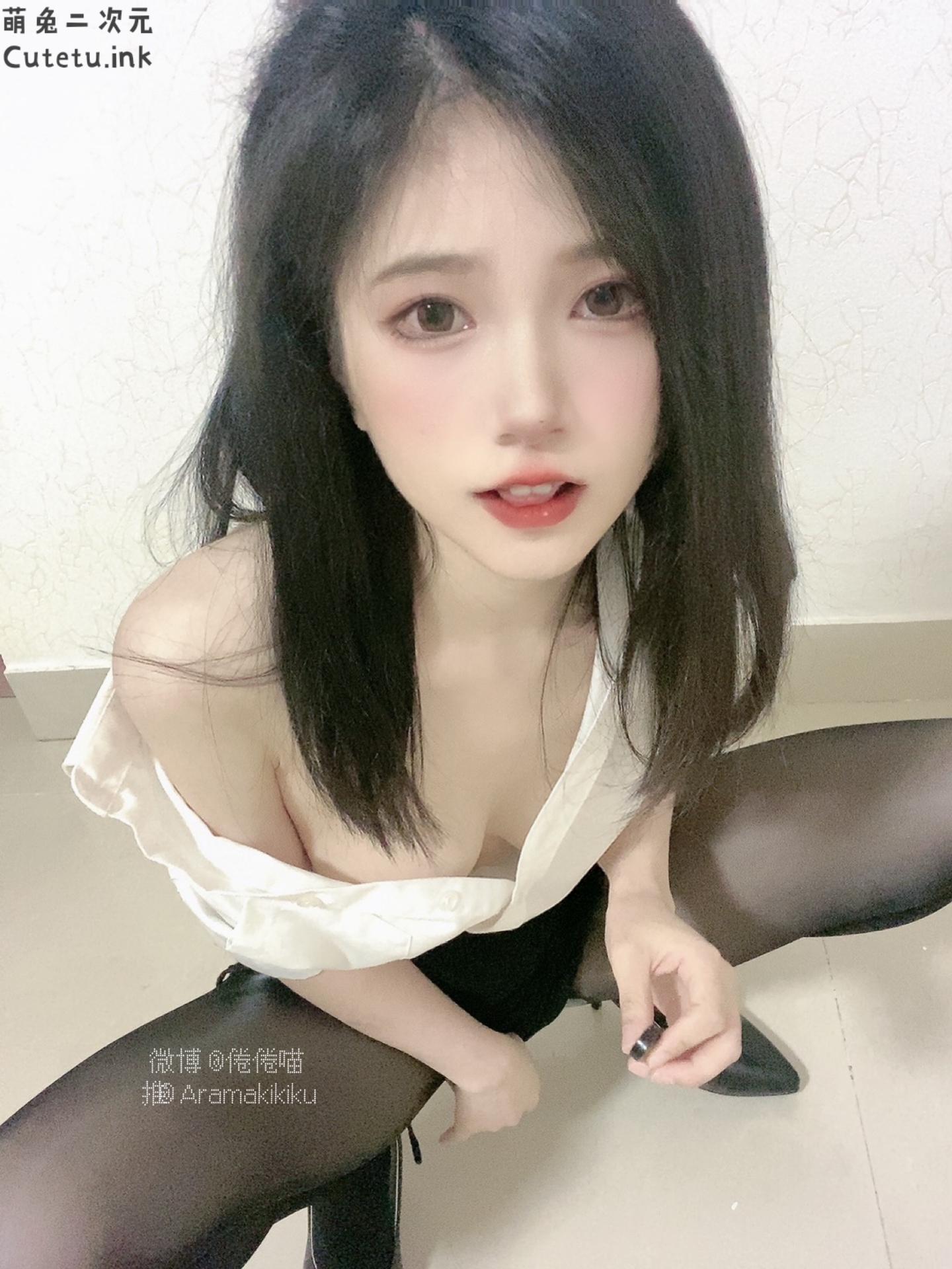 倦倦喵 NO.005 — 女同事 [27P+2V204M]-六色网