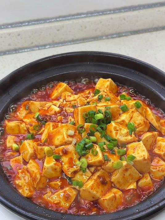 又麻又辣、又香又烫的麻婆豆腐,在家也能做出大厨的味道