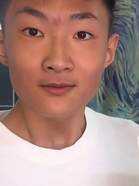 男子画了一张素描画，于是大家就开始了“白菜油菜大战”