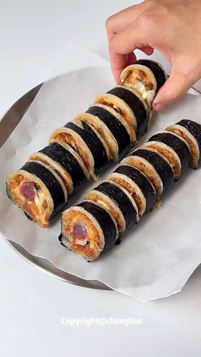 海苔手抓饼肉松寿司这样做