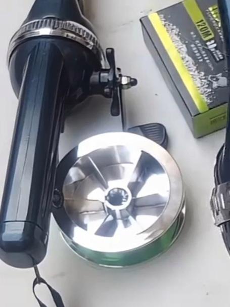 「碳素钓鱼竿」可折叠鱼竿一体海竿鱼线便携抛竿迷你路亚竿全套