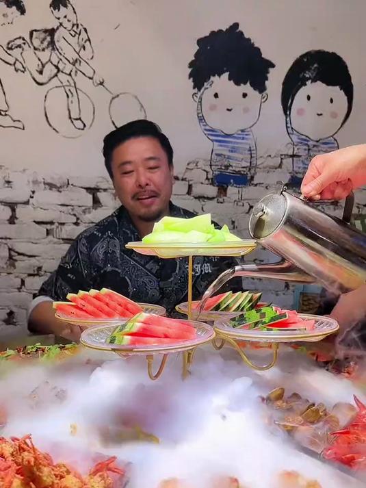 我的老窝子 黑灯虾火6-8人点个龙虾大咖