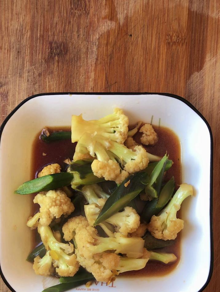 花菜焯水要几分钟,焯水2分钟即可