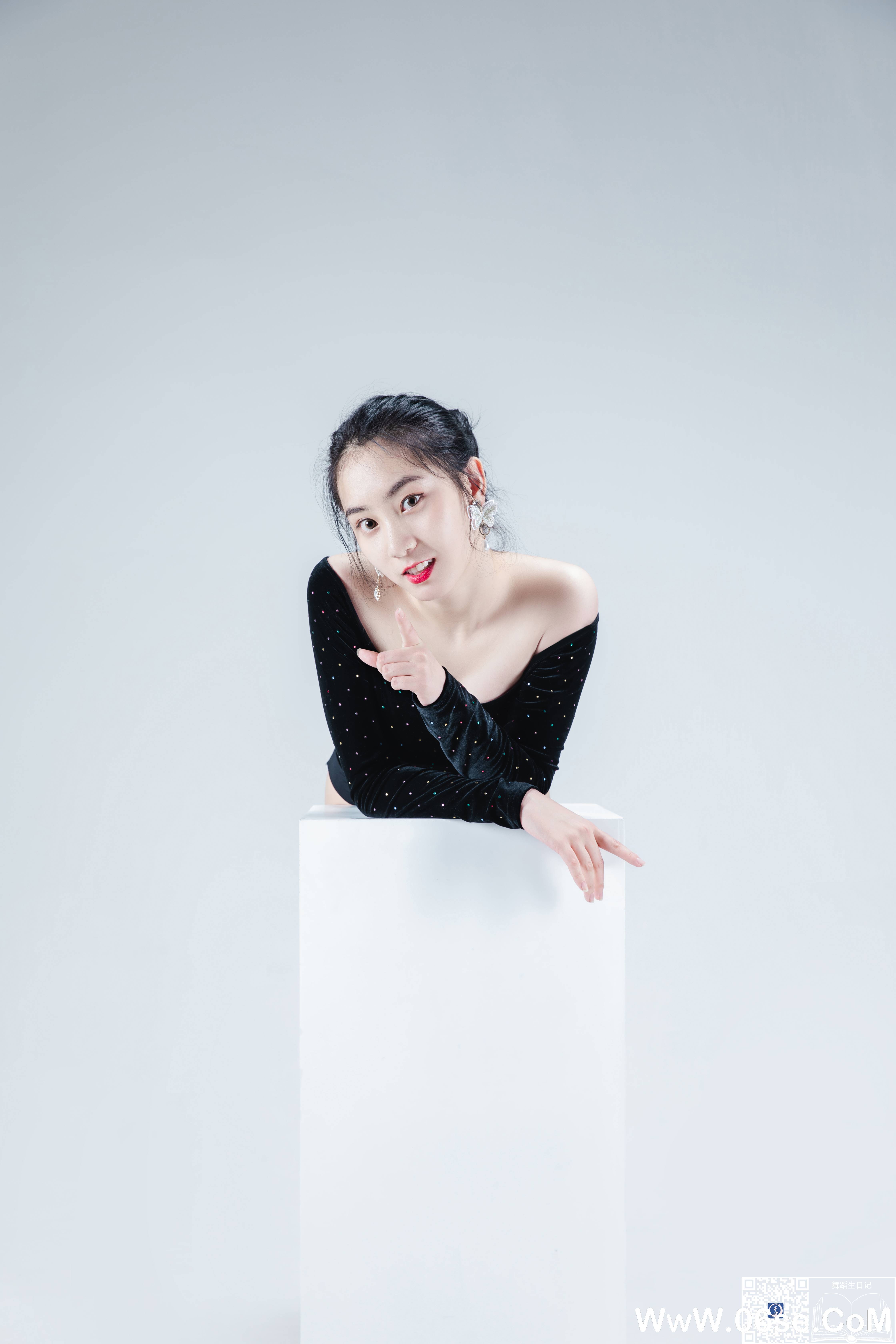 图片[13]-[GALLI嘉丽]舞蹈生日记 015 – 唐可[29P213M]-六色网