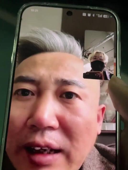 好久没有拿道具纯粹的整老板了哈哈,全是表情包