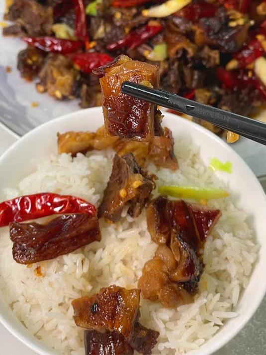 腊鸡烧嫩豆腐丨软嫩结合口感好吃