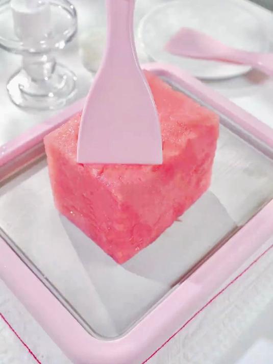 沉浸式西瓜炒酸奶,承包整个夏天的快乐!