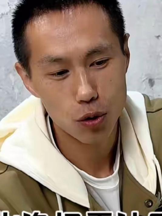 清蒸带鱼好吃的清蒸带鱼不是蒸出来的而是用水煮