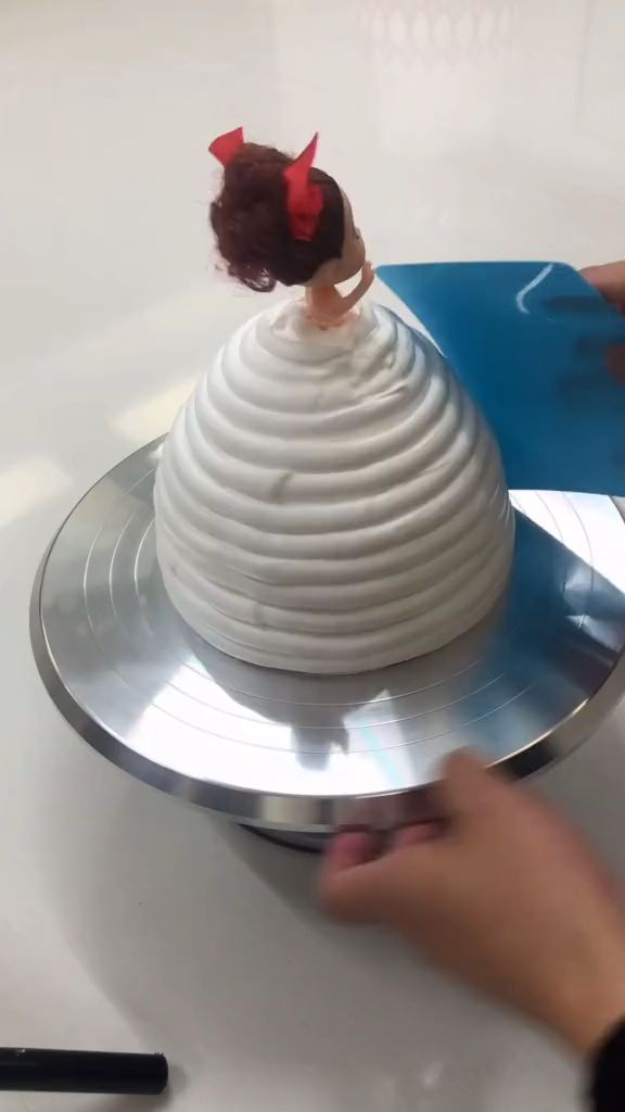 芭比娃娃美人鱼蛋糕