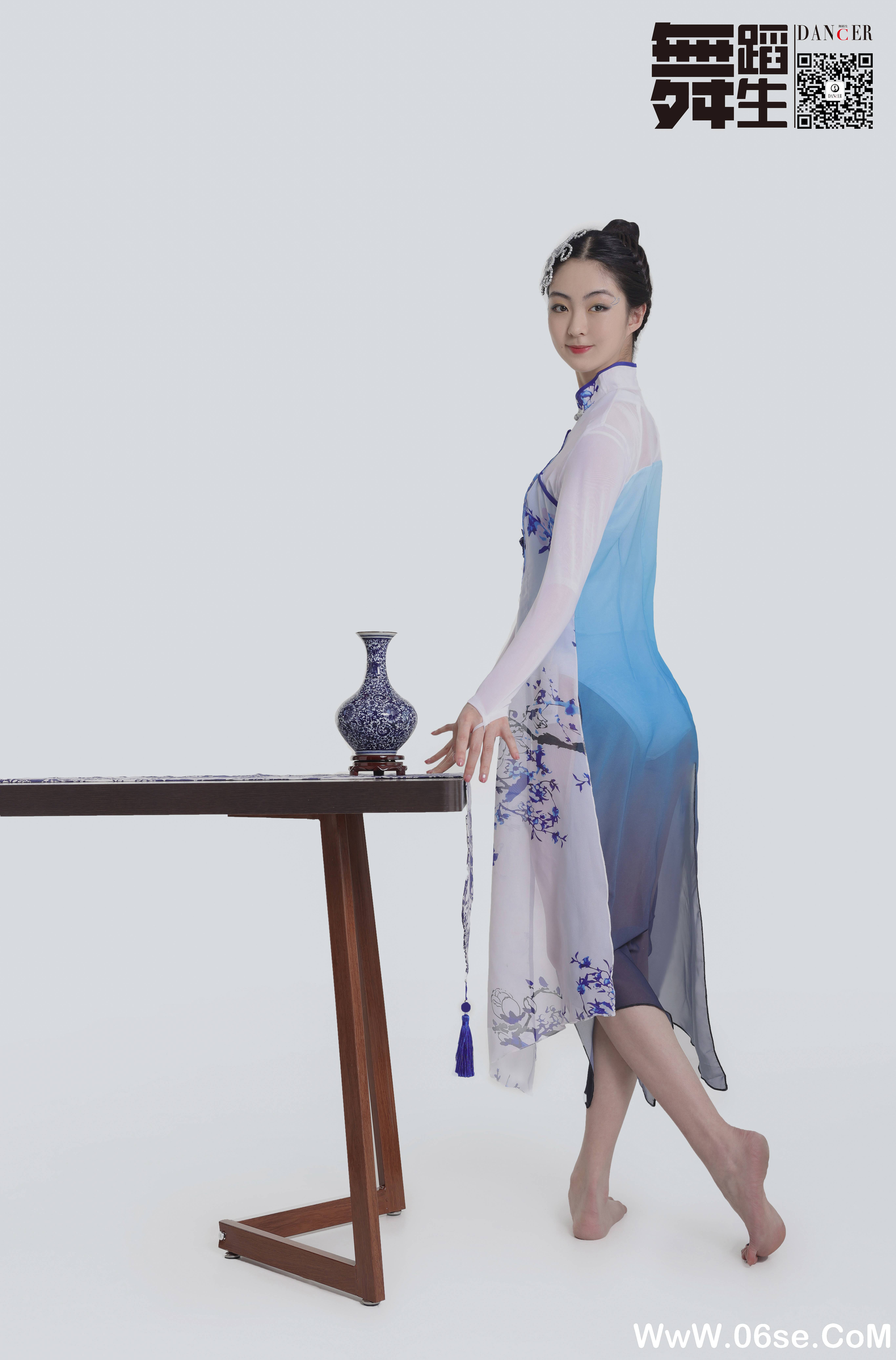 图片[26]-[GALLI嘉丽]舞蹈生日记 104 – 青花瓷 韩玉彤[43P397M]-六色网