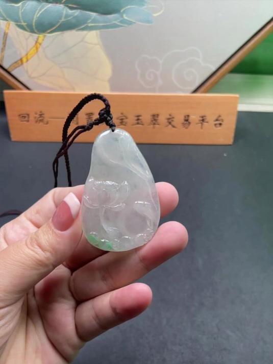 翡翠挂件* 荷花鱼,冰感十足~