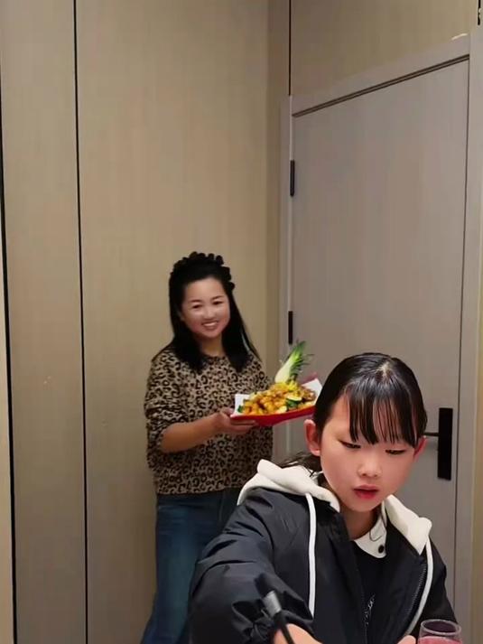 四菜一汤八大碗