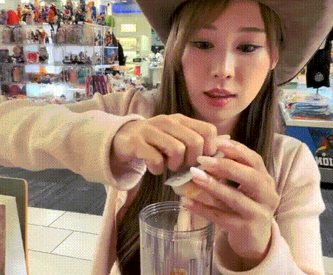 3DM����һ�̵�1657�� ��˿����Ů��̤��������