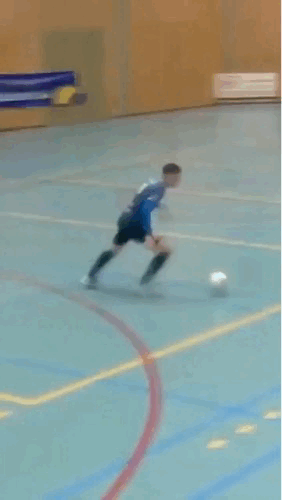 3DM����һ�̵�1657�� ��˿����Ů��̤��������