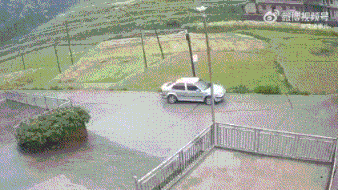 3DM轻松一刻第1697期 大雷妹子累得满身是汗