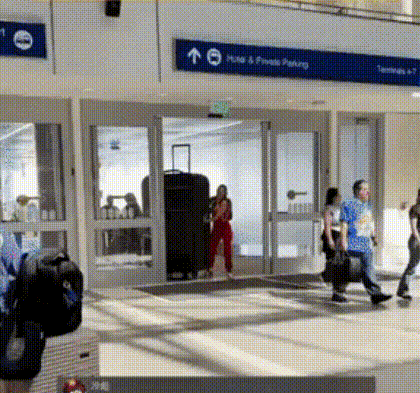 3DM����һ�̵�1699�� ��˿��ȹ��Ů�������Ǵ���