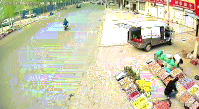 3DM����һ�̵�1699�� ��˿��ȹ��Ů�������Ǵ���