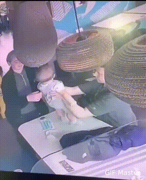 ��һ�ں���ͼ�Ʒ�ϵ�� ԭ��˿�໬˿����Ů����è