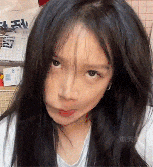 ��һ�ں���ͼ�Ʒ�ϵ�� ԭ��˿�໬˿����Ů����è