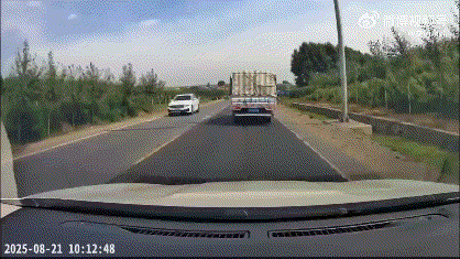 ��һ�ں���ͼ�Ʒ�ϵ�� ��Ů�������滹�����ô��