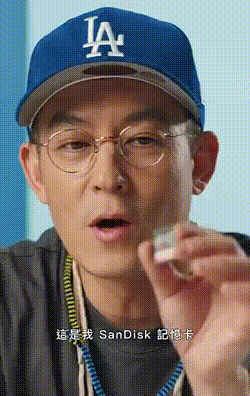 周五福利囧图云飞系列 小姐姐头上两钢丝球啥意思