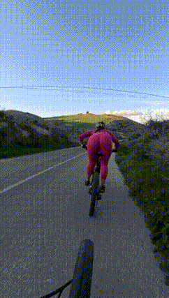 3DM����һ�̵�1681�� ��˿������Ů�ں�������