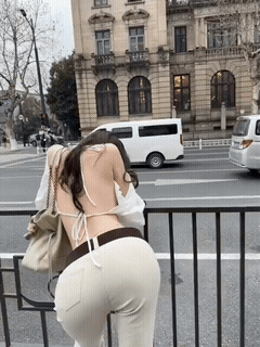 3DM����һ�̵�1681�� ��˿������Ů�ں�������