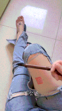 3DM����һ�̵�1681�� ��˿������Ů�ں�������