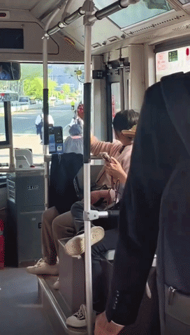 3DM����һ�̵�1685�� �����������Ů����ˮ��