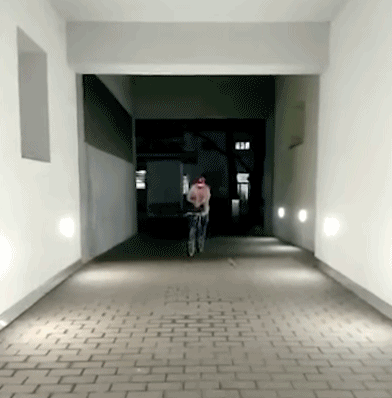 3DM����һ�̵�1685�� �����������Ů����ˮ��