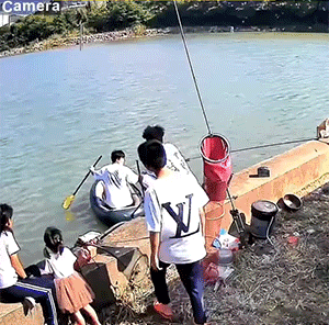 周五福利囧图云飞系列 美女一言不合就表演一字马