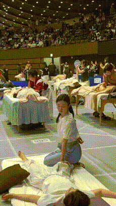 周五福利囧图云飞系列 美女一言不合就表演一字马