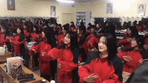 周五福利囧图云飞系列 黑丝妹荡秋千真的太好了！