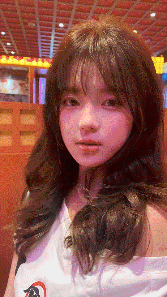 周一内涵囧图云飞系列 美女这舞蹈层次感很好！
