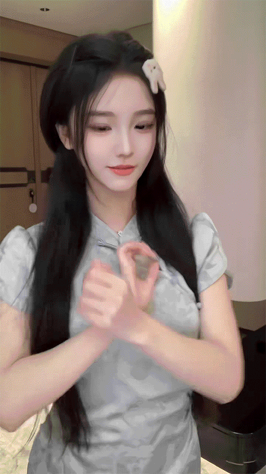 3DM轻松一刻第1744期 两个大雷妹紧盯你想干嘛？
