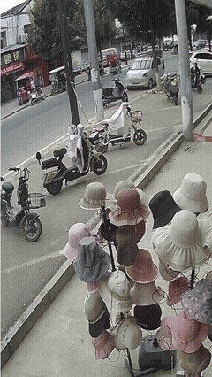 3DM轻松一刻第1744期 两个大雷妹紧盯你想干嘛？