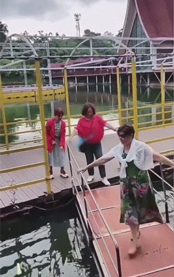 周五福利囧图云飞系列 妹子黑白配让人眼花缭乱啊