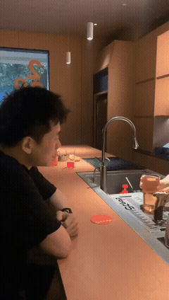 轻松一刻第1767期 一个女人成熟的表现是？
