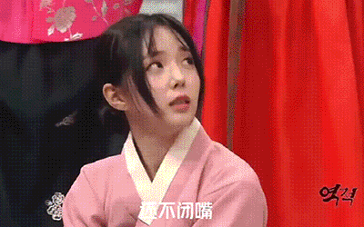 周一内涵囧图云飞系列 空姐总是那么引人注目！