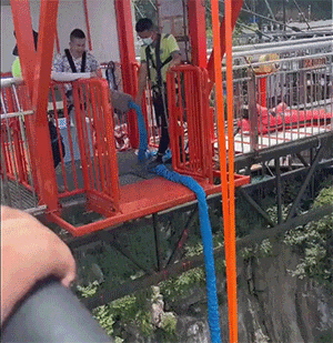 3DM轻松一刻第1774期 商务KTV中的掉价行为是？