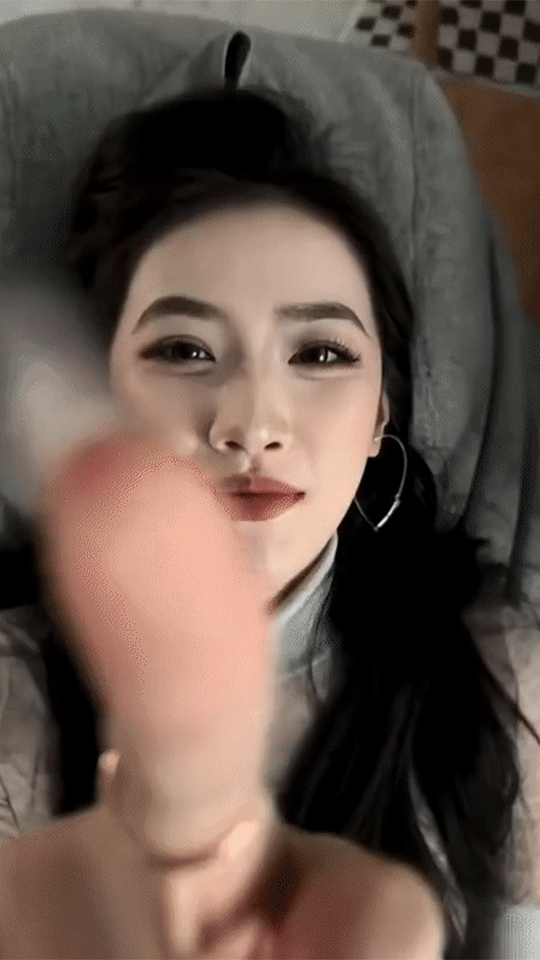 周五福利囧图云飞系列 妹子玩滑梯还是别穿裙子了