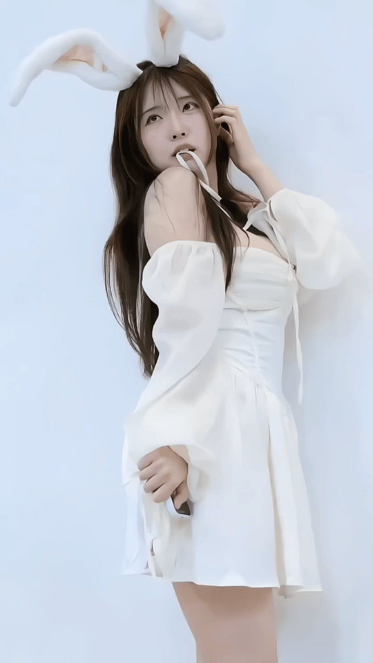 3DM轻松一刻第1795期 香奈儿的泳衣不能泡水！