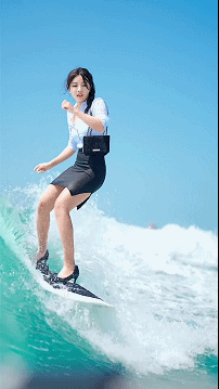 3DM轻松一刻第1795期 香奈儿的泳衣不能泡水！