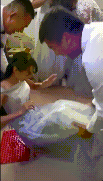 3DM轻松一刻第1801期 办公室大长腿美女让人不淡定