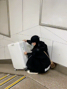 һںͼƷϵ ŮȭӦǺ˿λ