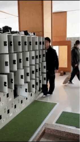 3DM輕松一刻第1619期 看得出美女使出了全身力氣