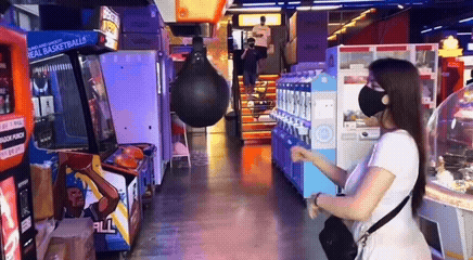 ��һ�ں���ͼ�Ʒ�ϵ�� ��Ů������ô����ôϸ��