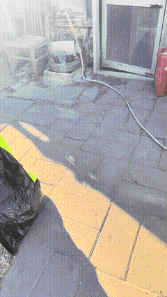 3DM����һ�̵�1644�� ��˿��Ů�ڴ������н���