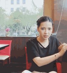 3DM轻松一刻第1731期 美女肩扛少女长腿很亮眼！