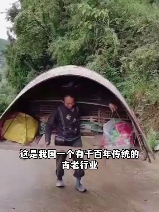 即将消失的职业，赶鸭人风餐露宿，看一眼少一眼